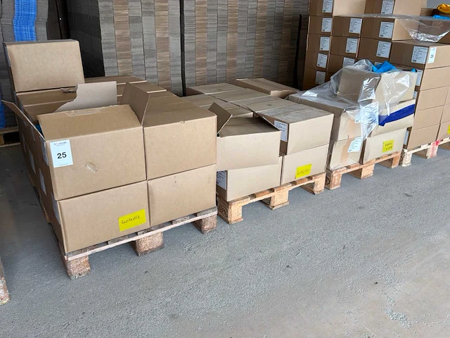 Diverse blauwe ldpe zakken - afbeelding 1 van  8