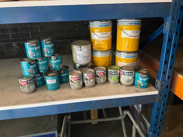 Diverse blikken verf en vloerlak (22x) - afbeelding 1 van  3