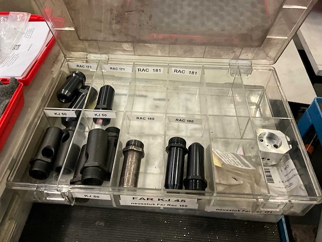 Diverse blindklinkmoeren - afbeelding 4 van  9