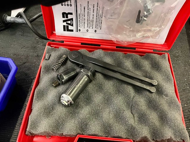 Diverse blindklinkmoeren - afbeelding 6 van  9