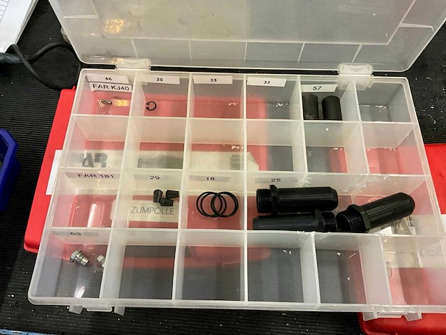 Diverse blindklinkmoeren - afbeelding 7 van  9