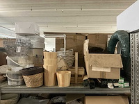 Diverse bloemisterijbenodigdheden - afbeelding 9 van  26