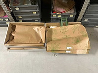 Diverse bloemisterijbenodigdheden - afbeelding 11 van  26