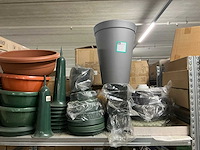 Diverse bloemisterijbenodigdheden - afbeelding 12 van  26