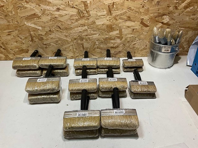 Diverse blokkwasten en kwasten (36x) - afbeelding 1 van  9