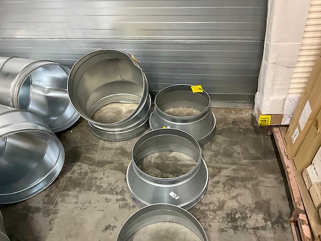 Diverse bochten en toebehoren (12x) - afbeelding 4 van  8