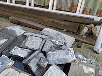 Diverse boerenplavuizen met diverse natuursteen schouw onderdelen - afbeelding 2 van  11