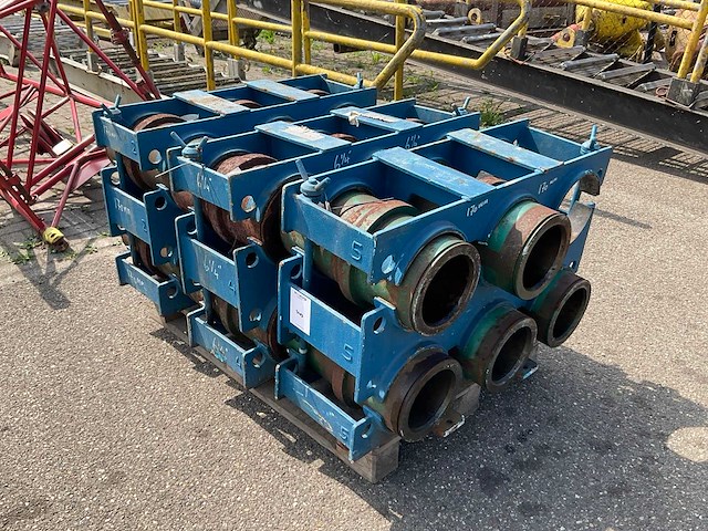 Diverse boorgeleiders "mud pump liners" - afbeelding 1 van  5