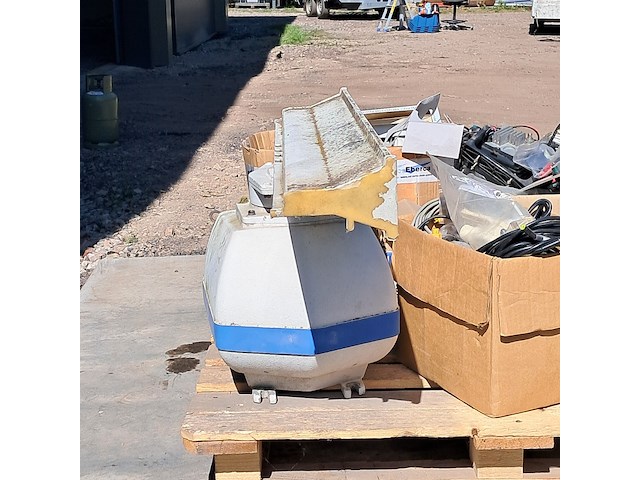 Diverse boot communicatie benodigdheden - afbeelding 10 van  21