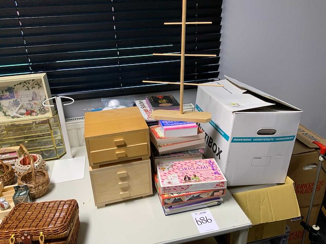 Diverse borduur benodigdheden - afbeelding 1 van  5