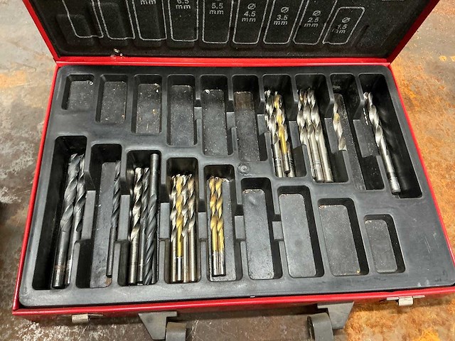 Diverse borensets - afbeelding 4 van  4