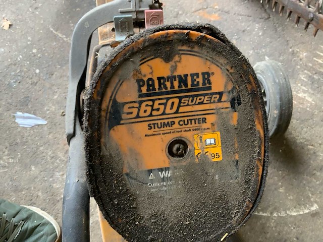 Diverse bos- en tuingereedschap - afbeelding 8 van  18