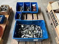 Diverse bouten en koppelingen - afbeelding 1 van  5