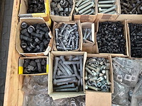 Diverse bouten, moeren & ringen - afbeelding 6 van  8