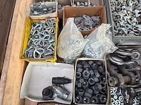 Diverse bouten, moeren, sluitringen en ankers - afbeelding 10 van  11