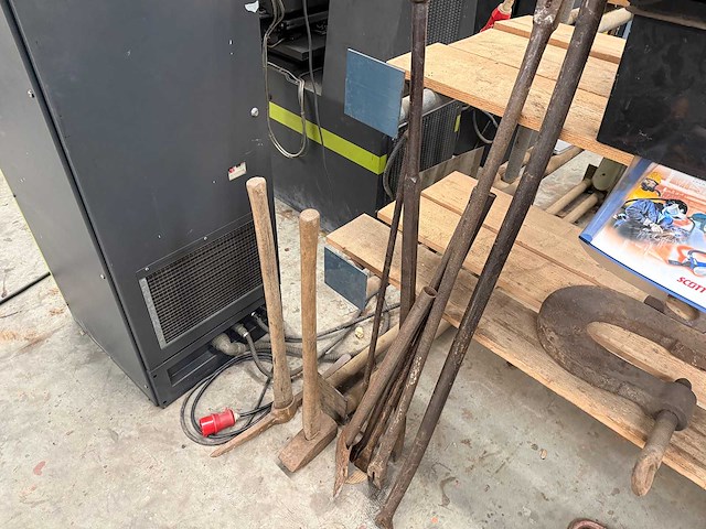 Diverse bouw gereedschap - afbeelding 3 van  3