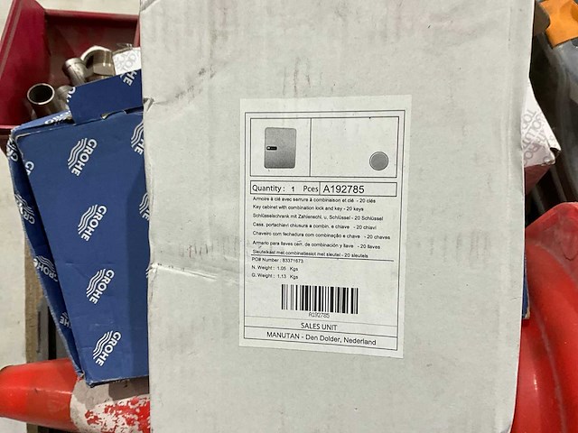 Diverse bouwmaterialen badkamer - afbeelding 5 van  5