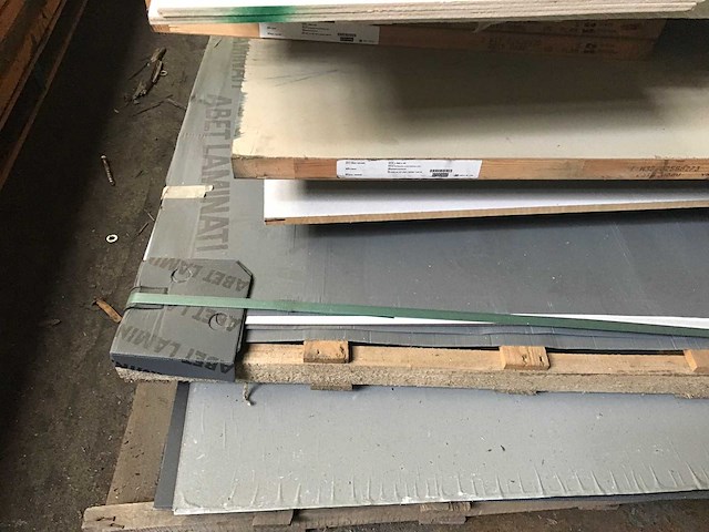 Diverse bouwmaterialen deuren, rockpanel, plaatmateriaal - afbeelding 4 van  4