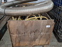 Diverse bouwmaterialen en 2x kist - afbeelding 5 van  9