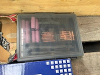 Diverse bouwmaterialen en bevestigingsmiddelen - afbeelding 8 van  10