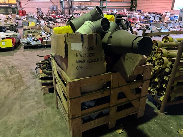 Diverse bouwmaterialen - afbeelding 2 van  4