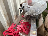 Diverse bouwmaterialen - afbeelding 6 van  7