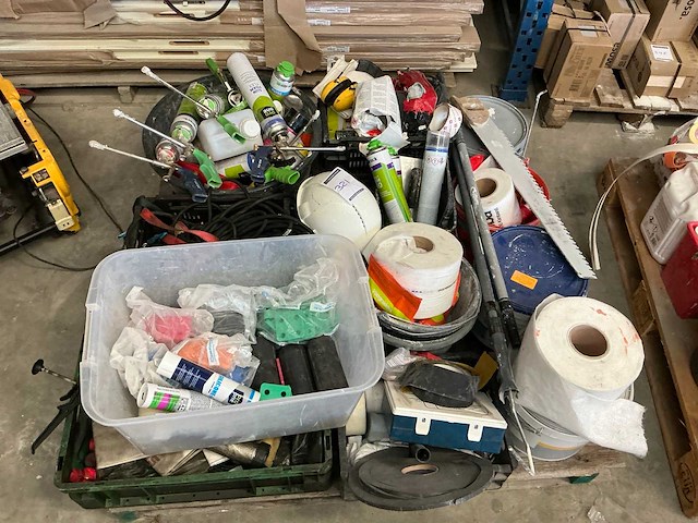 Diverse bouwmaterialen - afbeelding 2 van  6