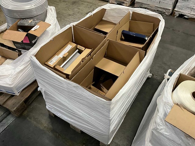 Diverse bouwmaterialen - afbeelding 18 van  19