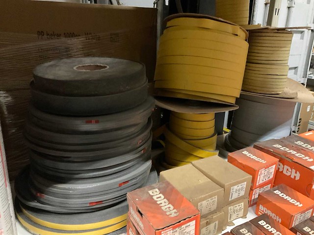 Diverse bouwmaterialen - afbeelding 4 van  6