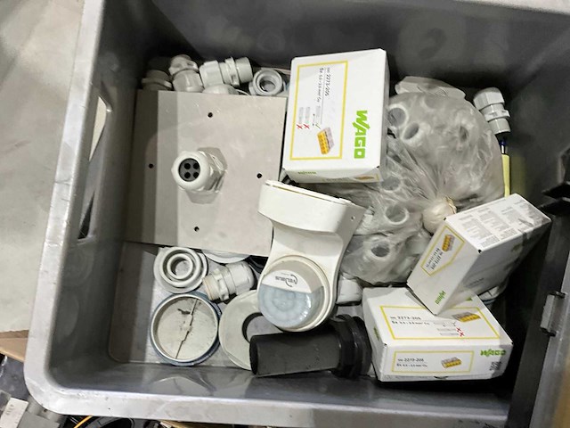 Diverse bouwmaterialen - afbeelding 2 van  5