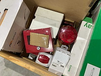 Diverse bouwmaterialen - afbeelding 2 van  2