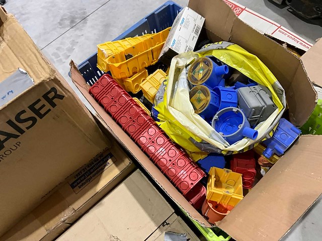 Diverse bouwmaterialen - afbeelding 4 van  7