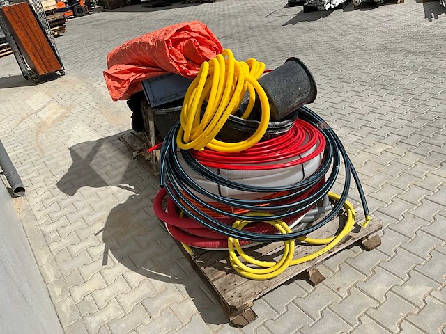 Diverse bouwmaterialen - afbeelding 7 van  12