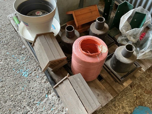 Diverse bouwmaterialen - afbeelding 4 van  4