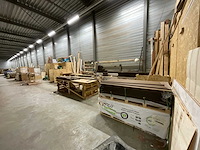 Diverse bouwmaterialen/werkplaatsinventaris - afbeelding 1 van  22