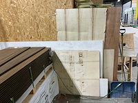 Diverse bouwmaterialen/werkplaatsinventaris - afbeelding 15 van  22