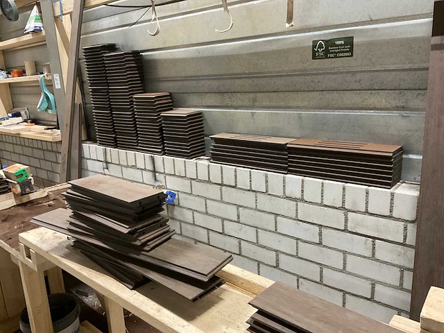 Diverse bouwmaterialen/werkplaatsinventaris - afbeelding 21 van  22
