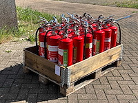 Diverse brandblussers (32x) - afbeelding 1 van  5
