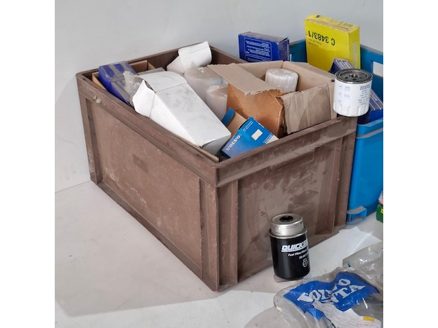 Diverse brandstof, olie en luchtfilters o.a. volvo penta, mann, quicksilver - afbeelding 2 van  24