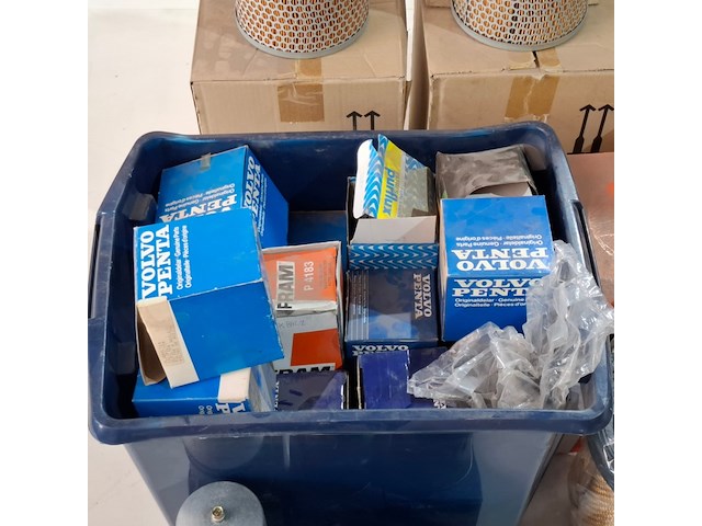 Diverse brandstof, olie en luchtfilters o.a. volvo penta, mann, quicksilver - afbeelding 19 van  24