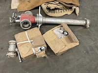 Diverse brandweermateriaal - afbeelding 1 van  7
