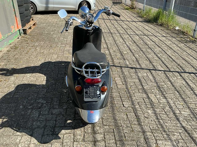 Diverse bromscooter - afbeelding 10 van  24
