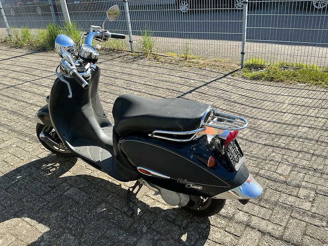 Diverse bromscooter - afbeelding 11 van  24