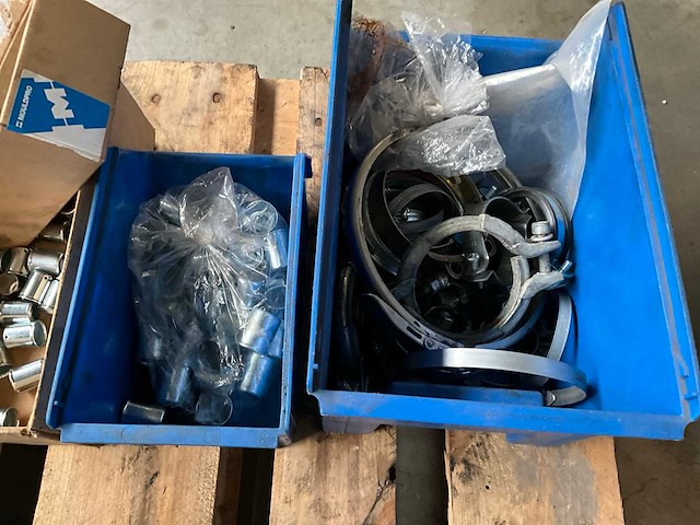 Diverse buisklemmen - afbeelding 3 van  4