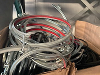 Diverse buizen met bevestingsringen - afbeelding 6 van  8