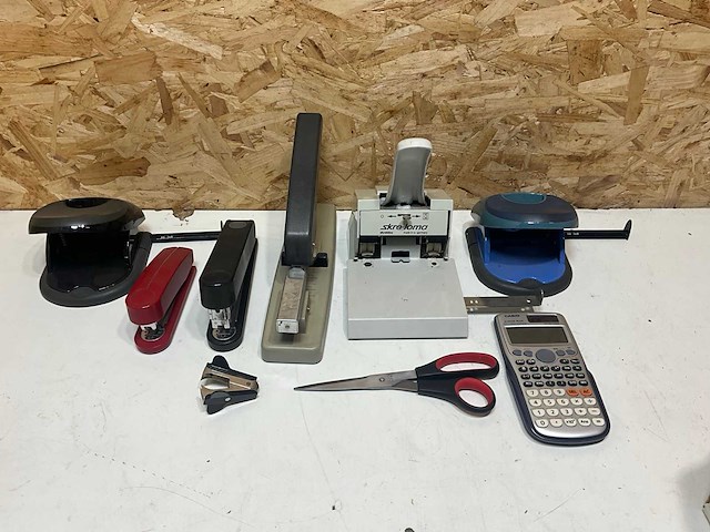 Diverse bureauaccessoires (8x) - afbeelding 1 van  6