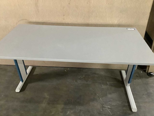 Diverse bureau's - desk (46x) - afbeelding 9 van  35