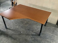 Diverse bureau's - desk (46x) - afbeelding 15 van  35