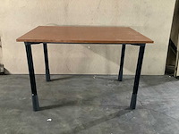 Diverse bureau's - desk (46x) - afbeelding 18 van  35