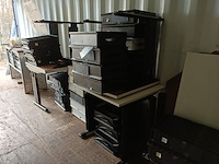 Diverse bureaus - afbeelding 4 van  6